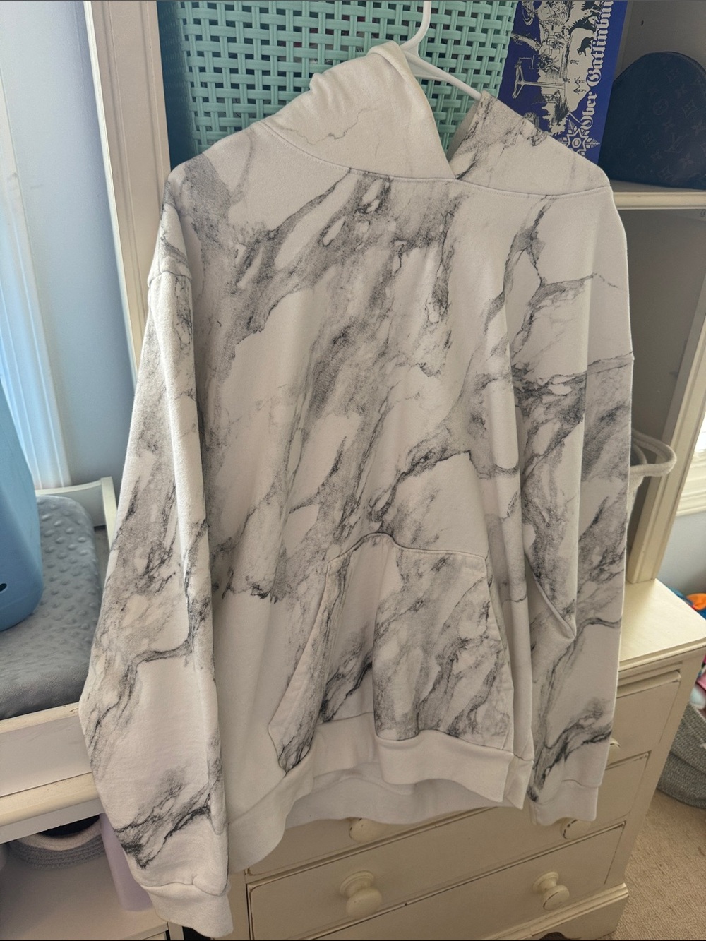 TALENTLESS White Marble Print Hoodie